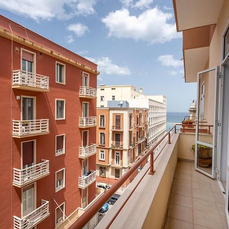 Casa Bonaive, Ampio Trilocale Vista Mare Apartamento Bari Exterior foto